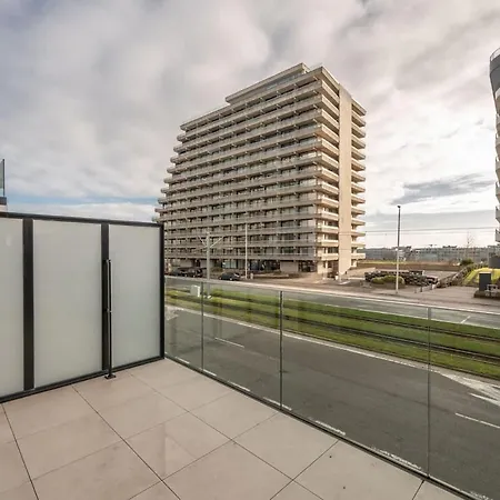 Modern For 6 With Terrace & Parking Lägenhet *