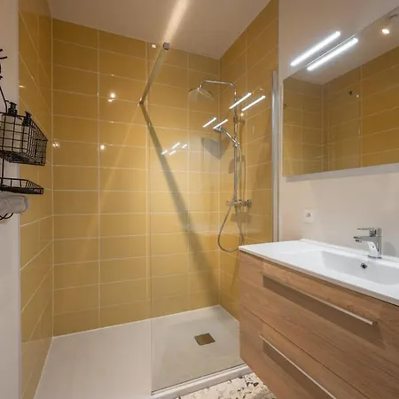 Appartement Modern For 6 With Terrace & Parking *