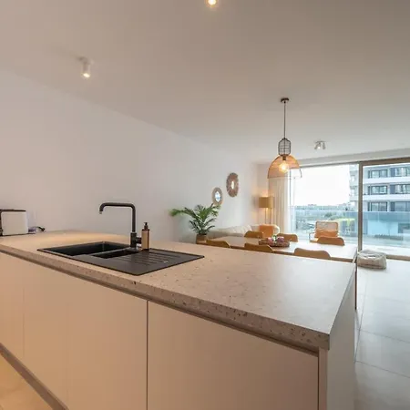 Modern For 6 With Terrace & Parking Appartamento *