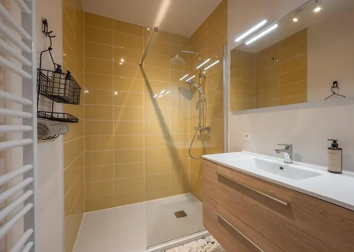 Appartement Modern For 6 With Terrace & Parking *