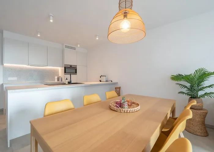 Appartement Modern For 6 With Terrace & Parking